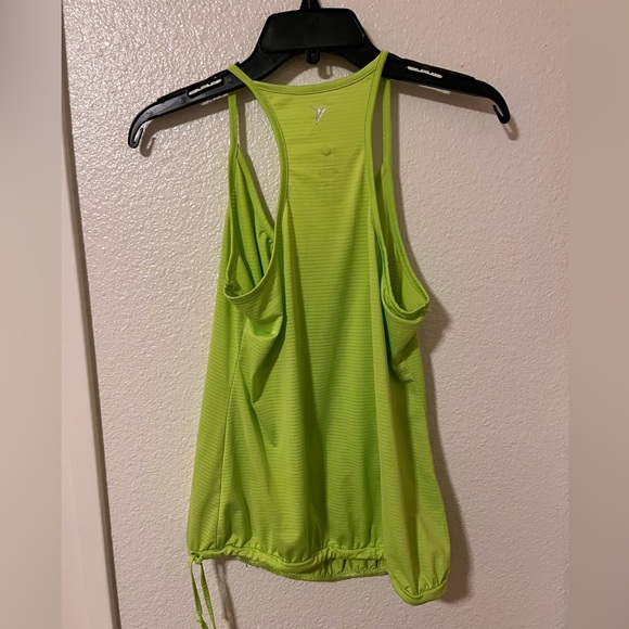 Women’s Old Navy Tank Top - Picture 2 of 3